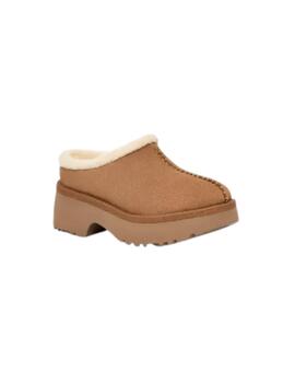 Zueco Ugg New Heights Cozy Clog Chesnut