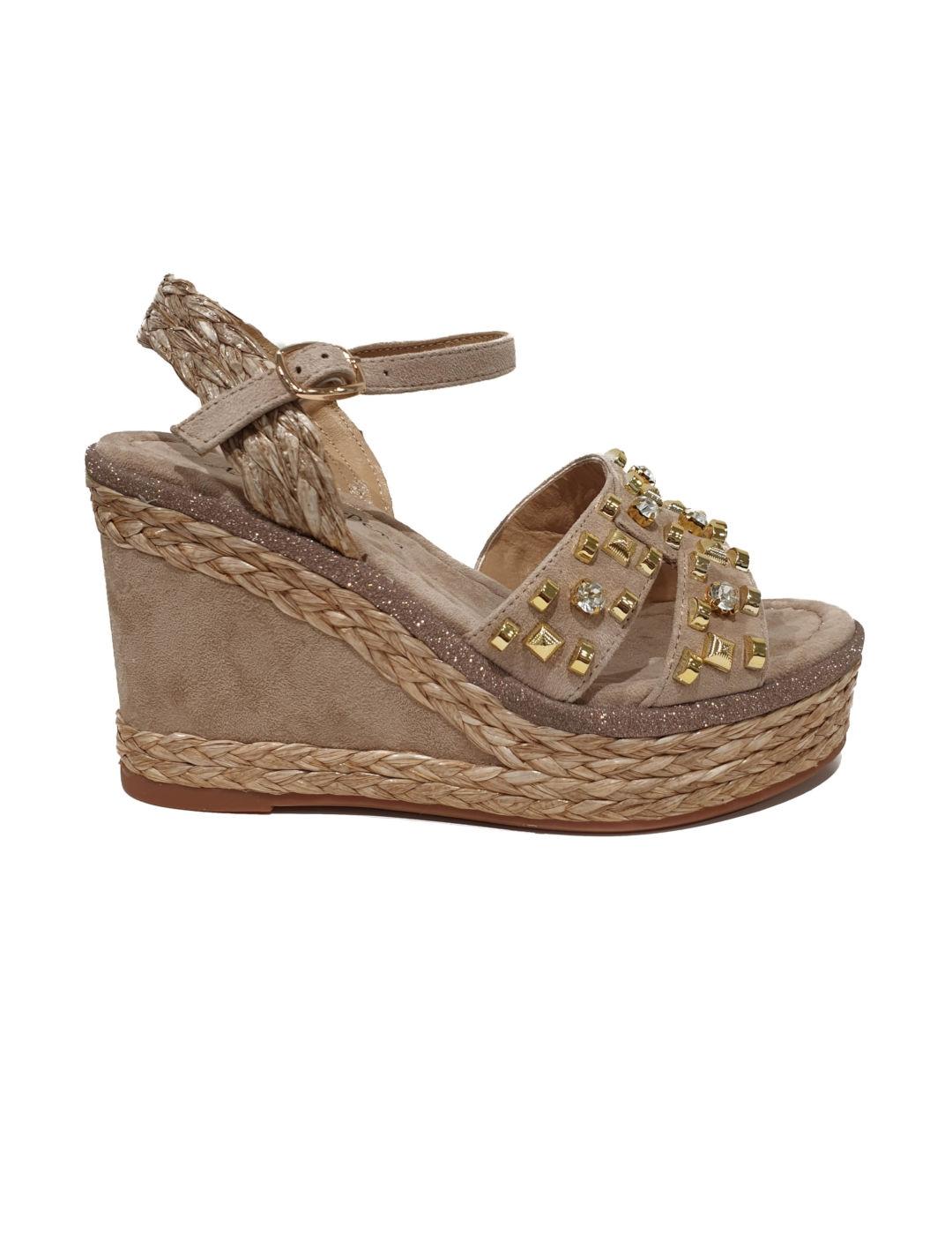 Cuña Alma En Pena Tachuelas Y Pedrería Vison