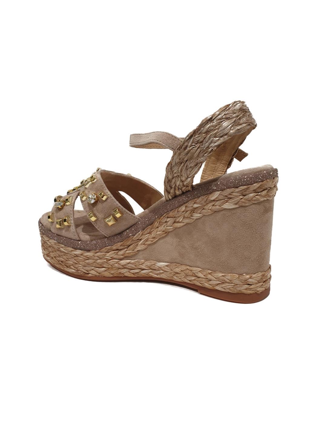 Cuña Alma En Pena Tachuelas Y Pedrería Vison