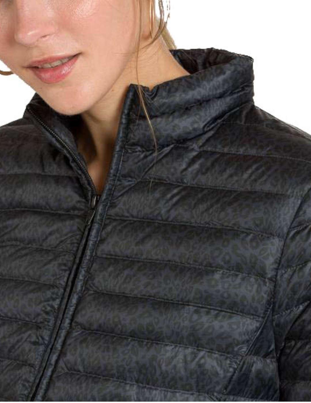 Plumífero Naf Naf Corto Animal Print Gris