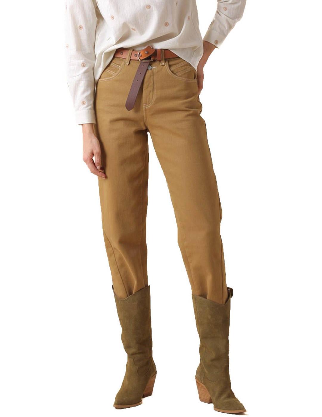 Pantalón Indi&Cold Vaquero Mom-Fit Camel