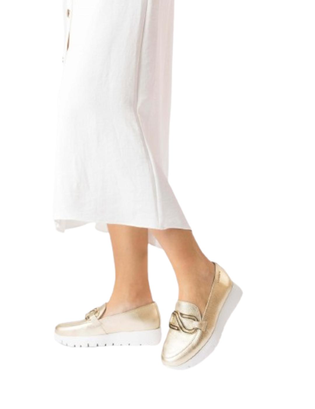 Mocasín Wonders Sidney Dorado