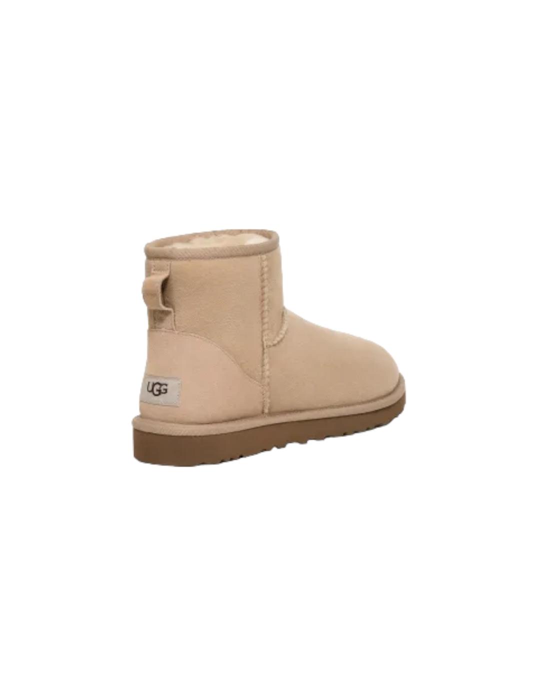 Botín Ugg Classic Mini II Sand