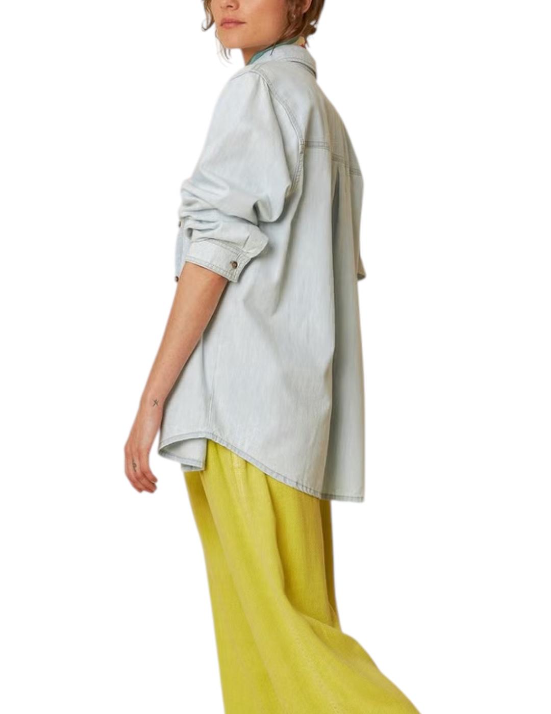 Camisa Indi-cold Denim Oversize Azul