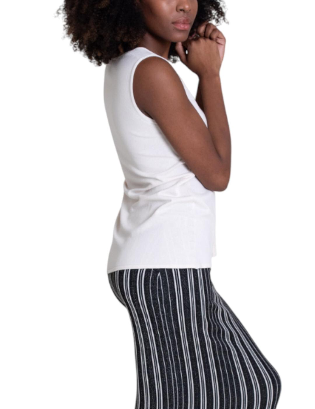 Top Pisonero Nella Crudo