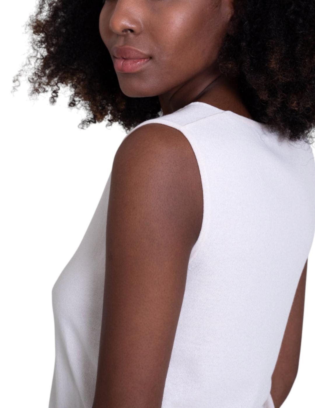 Top Pisonero Nella Crudo