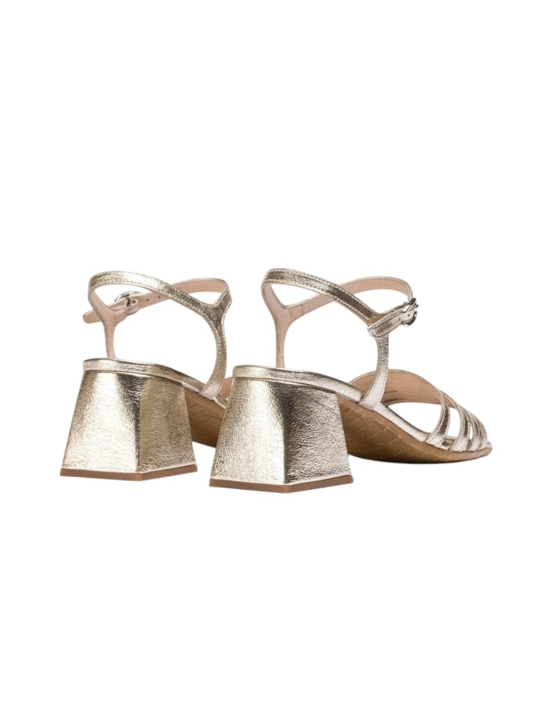 Sandalia Wonders Marcia Oro