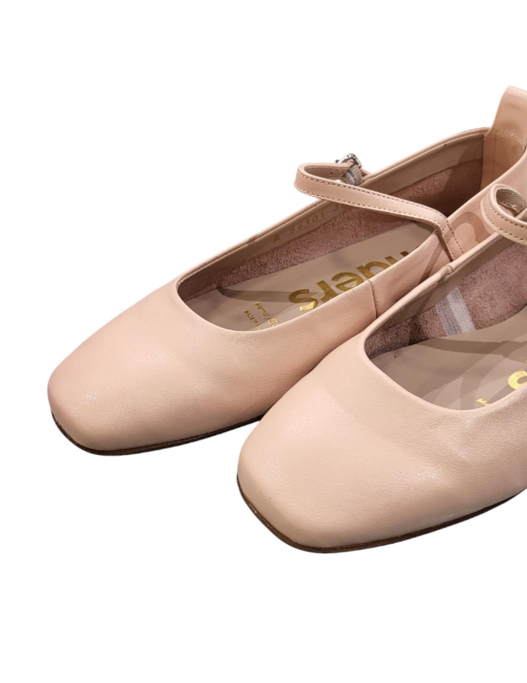 Bailarina Wonders Seúl Rosa