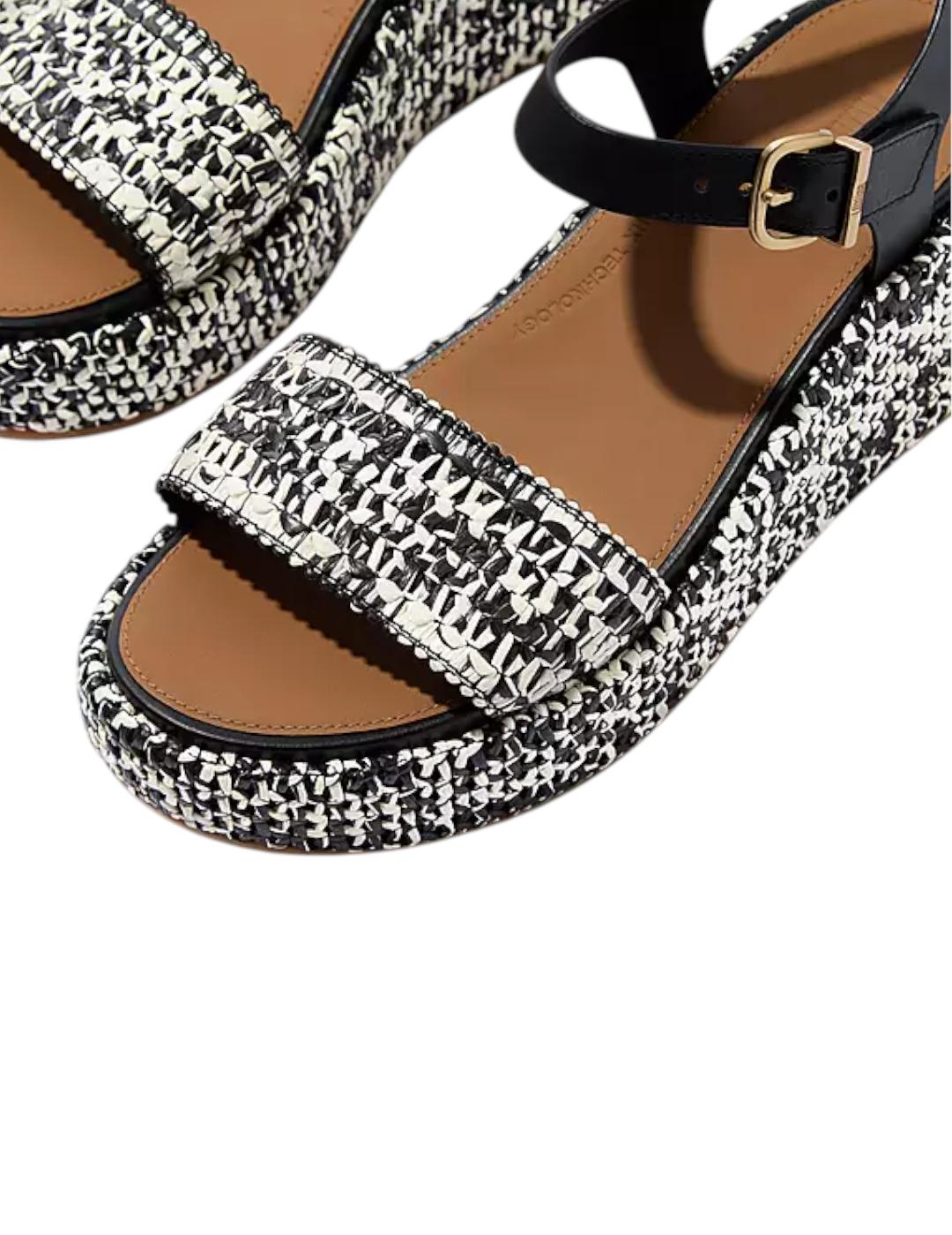 Sandalia FitFlop Platforms Woven Wedge Negro