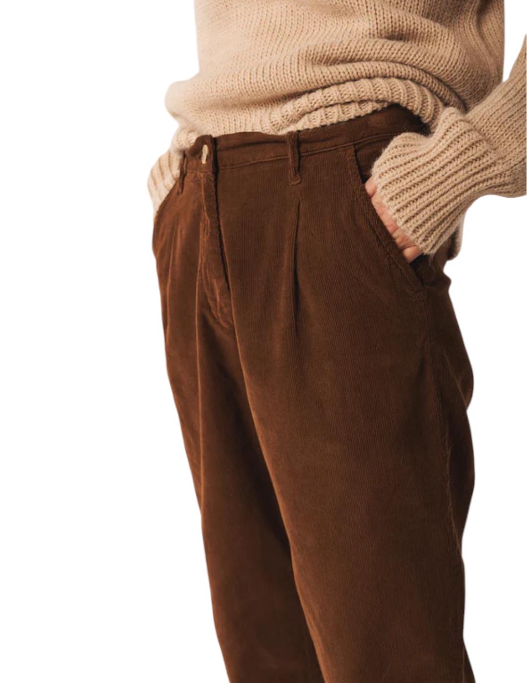 Pantalón Indi&cold Pana Carrot Tabaco