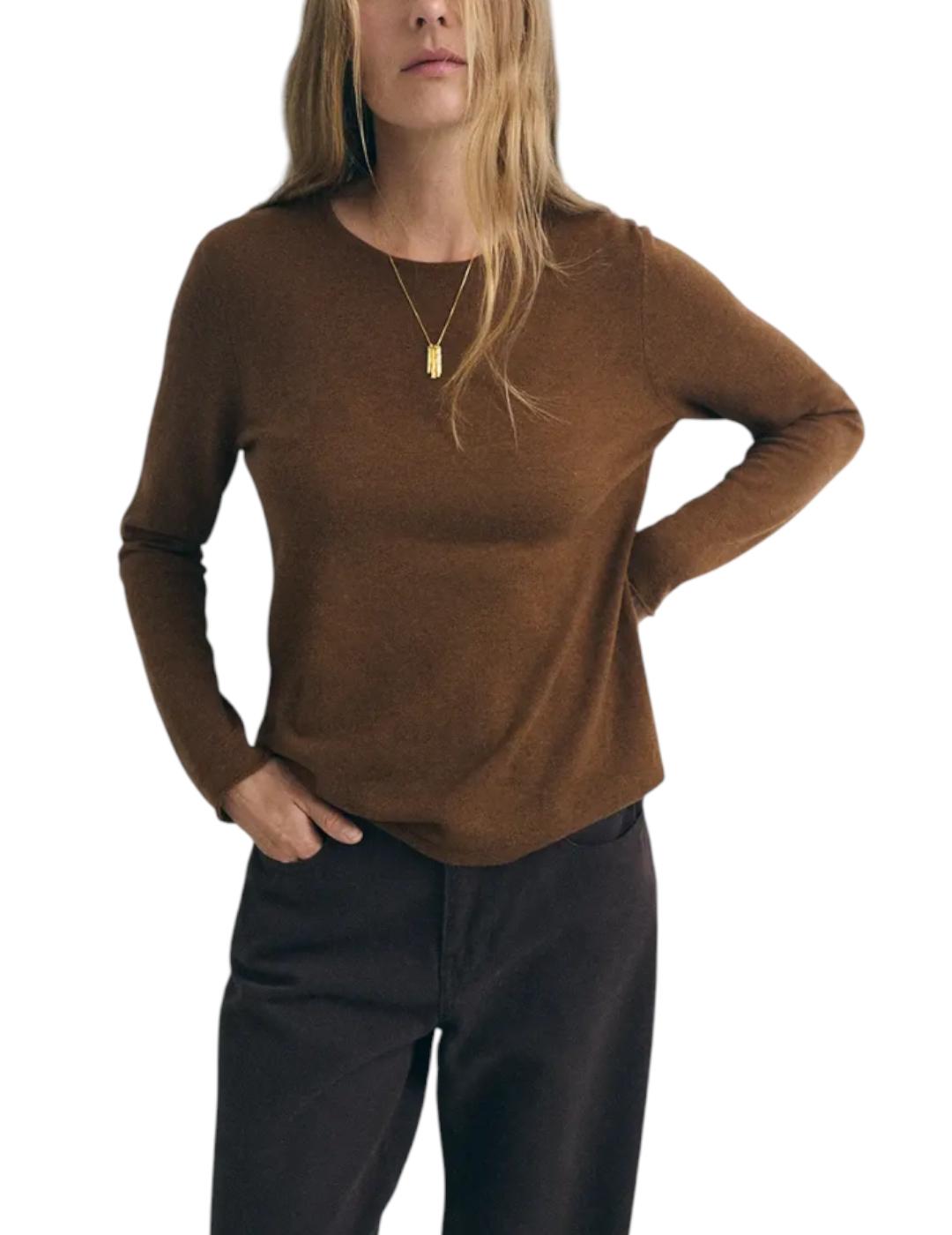 Jersey ese O ese Adam Camel