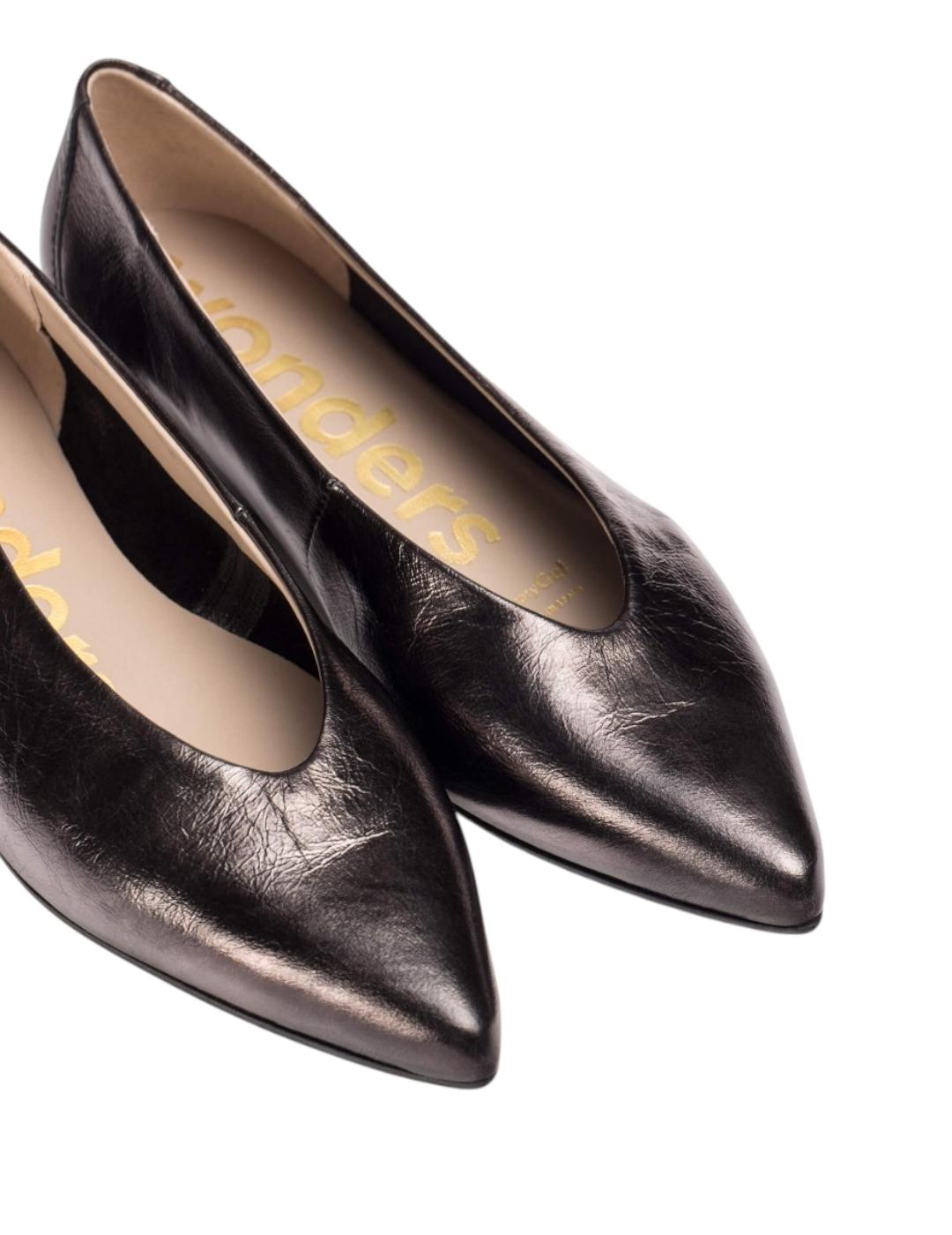 Bailarina Wonders Triana Plomo