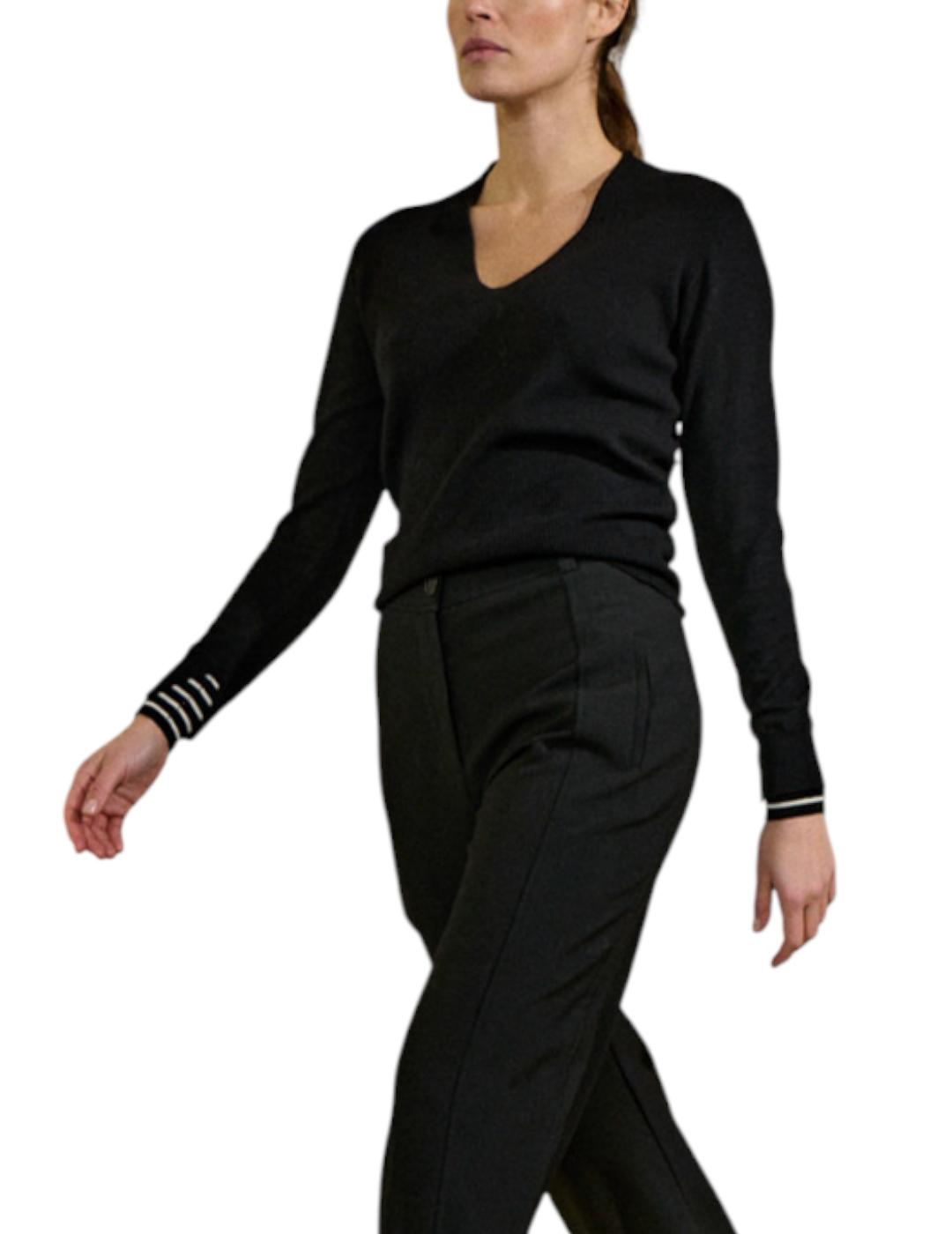 Jersey Sita Murt Cuello Pico Negro