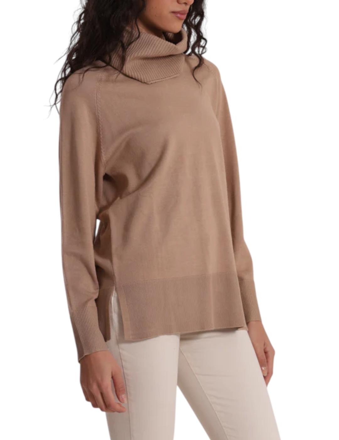 Jersey Mimi Muà Cuello Redondo Camel