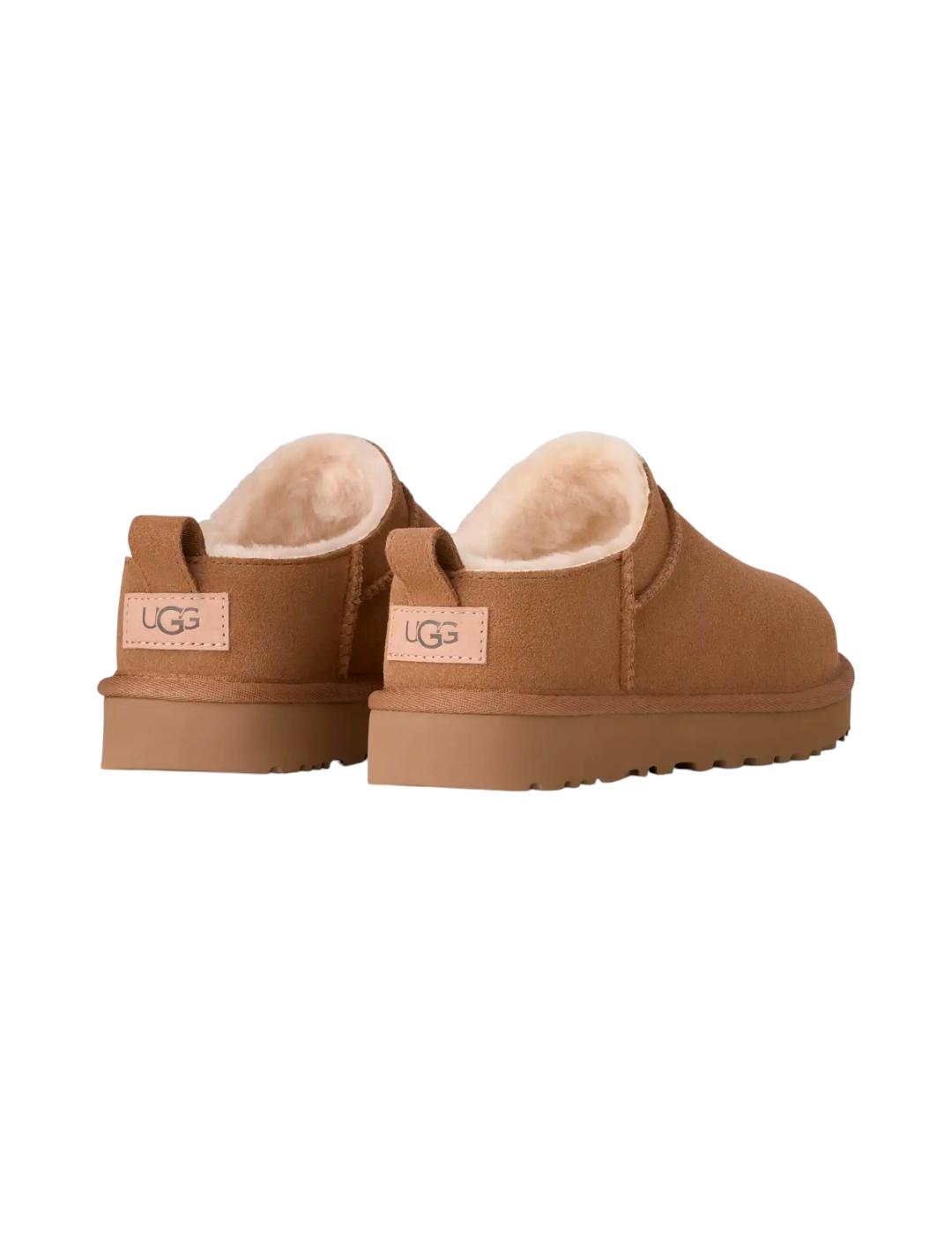 Botín Ugg Classic Micro Chesnut