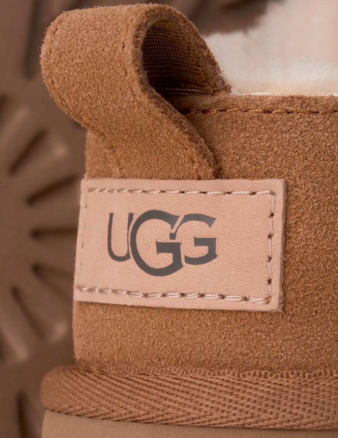 Botín Ugg Classic Micro Chesnut