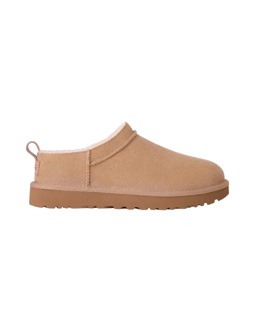 Botín Ugg Classic Micro Sand