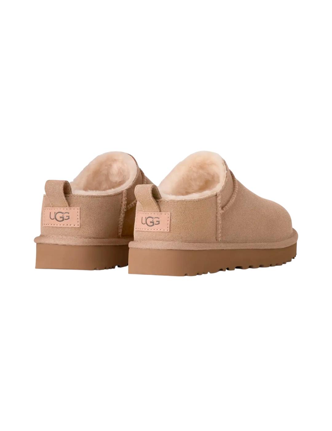Botín Ugg Classic Micro Sand